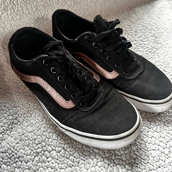Vans Women’s Black White with Rose Gold Accent excellent Used Condition Size 7.5 - Picture 1 of 5